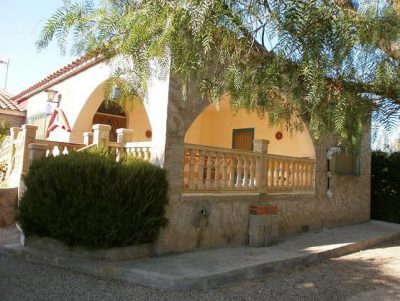 CASA DE CAMPO EN TOBARRA