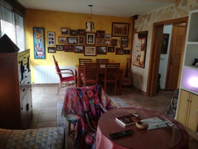 ESTUPENDA CASA CENTRICA