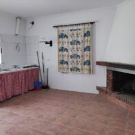VIVIENDA EN ALBATANA